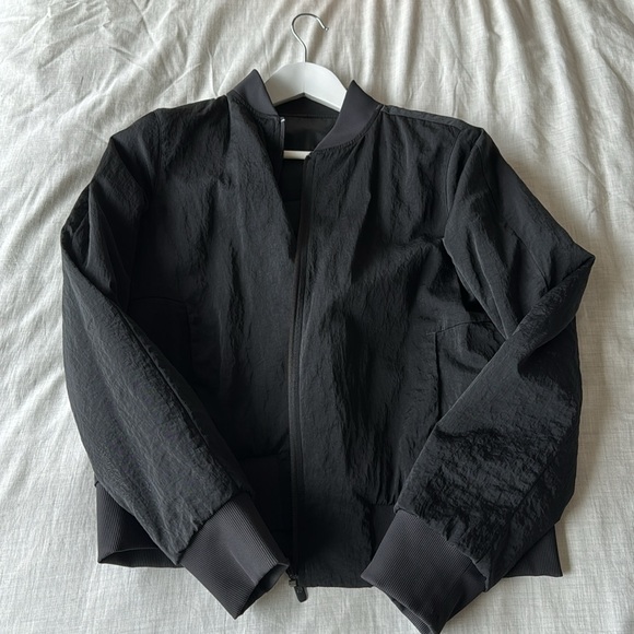 Non-Stop Bomber Jacket - Picture 4 of 6